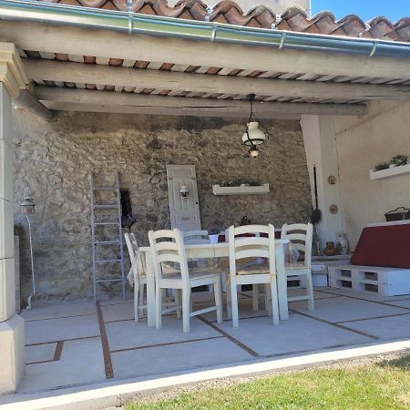Grange Voutee Avec Jardin Villa Mane  Exterior photo