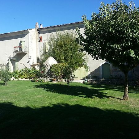 Grange Voutee Avec Jardin Villa Mane  Exterior photo